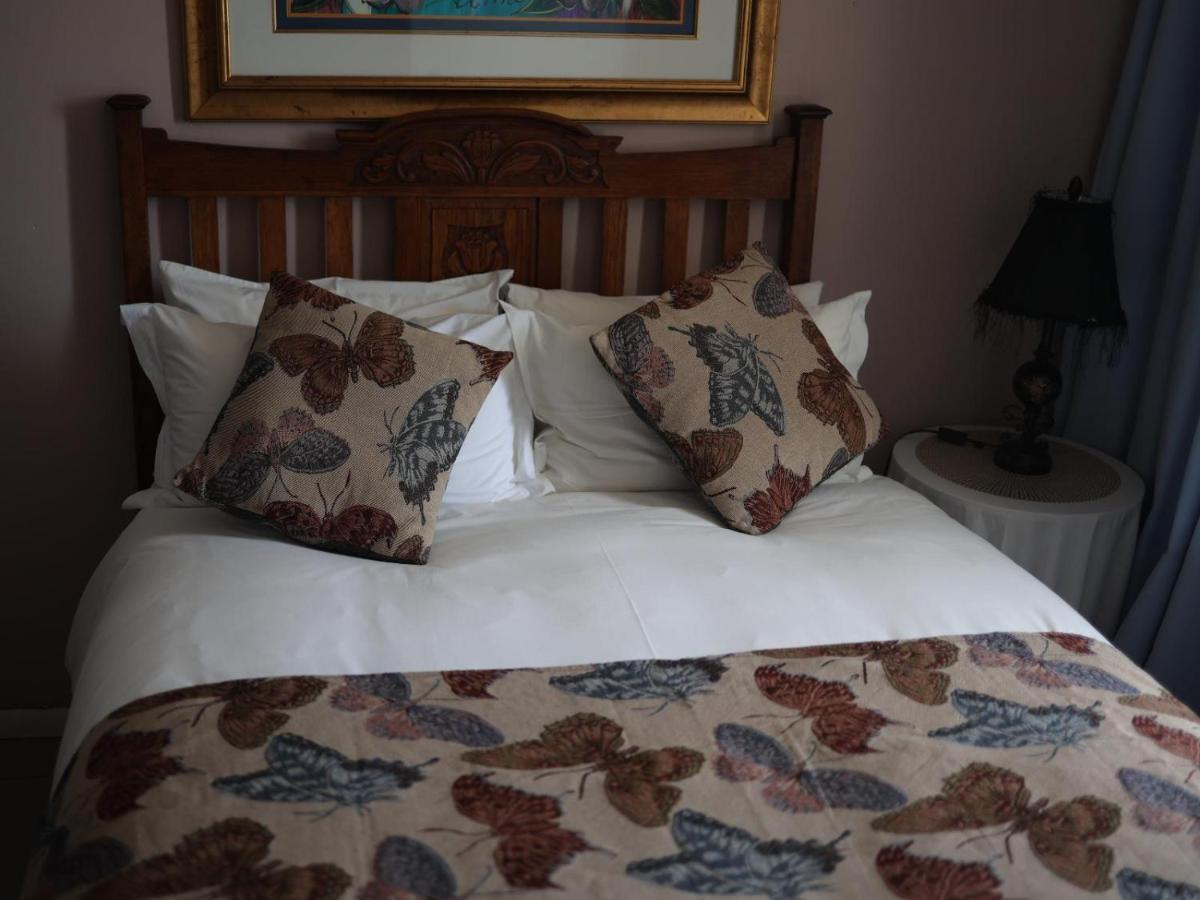 The Boston Guest House Bellville Room photo