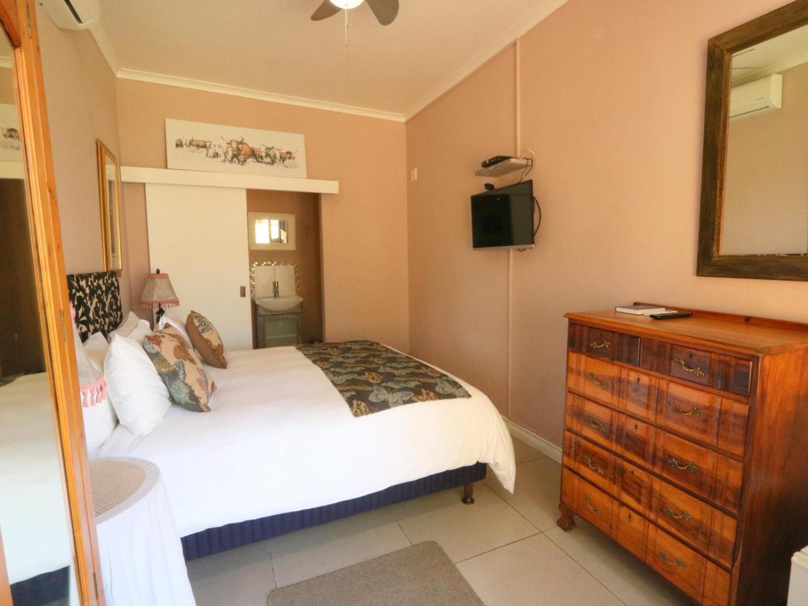 The Boston Guest House Bellville Room photo