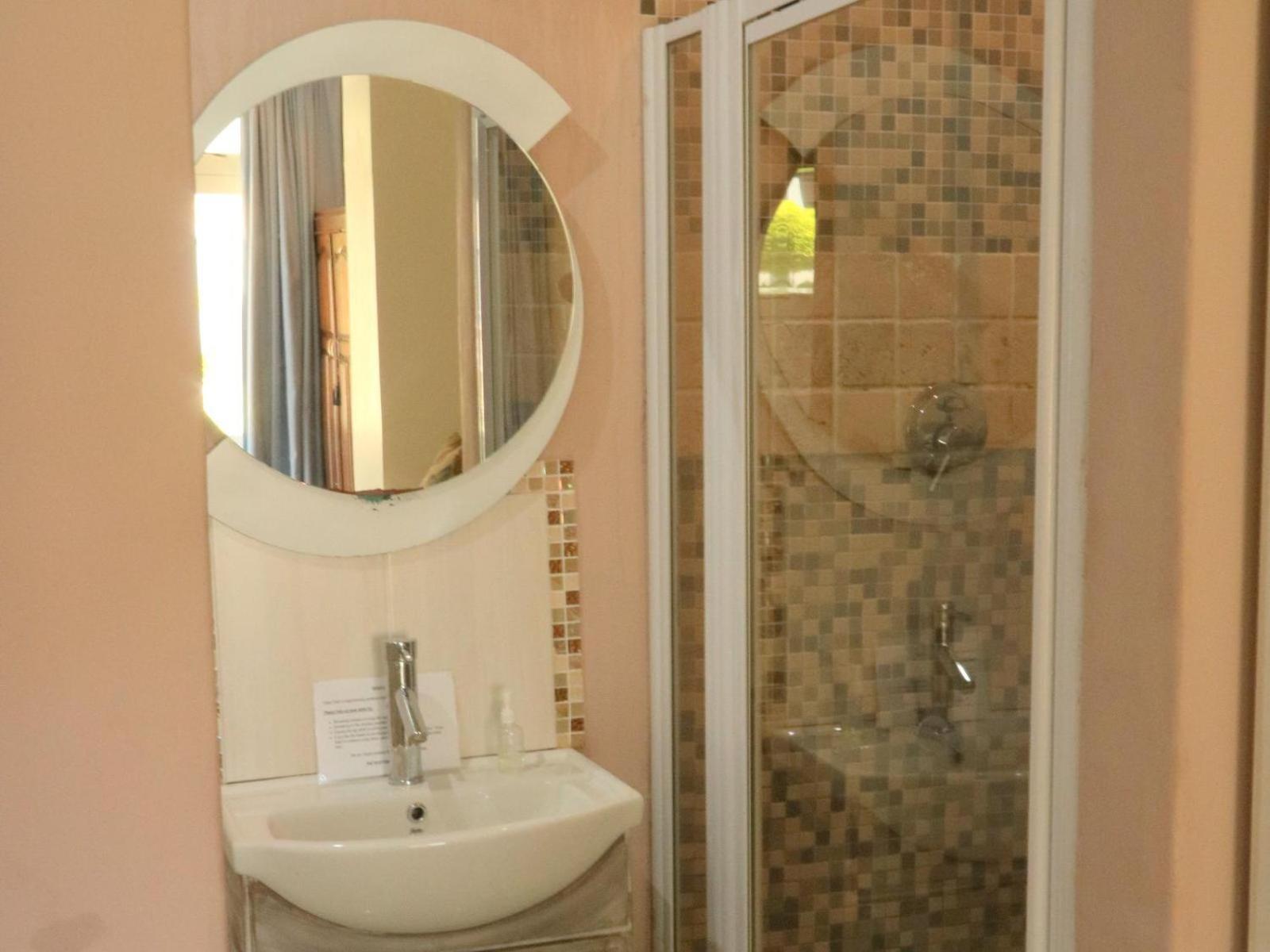 The Boston Guest House Bellville Room photo